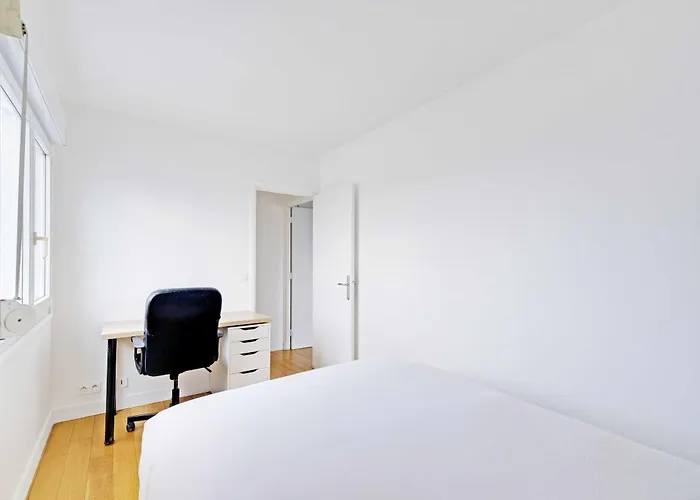 Charming 1br 2p - 12